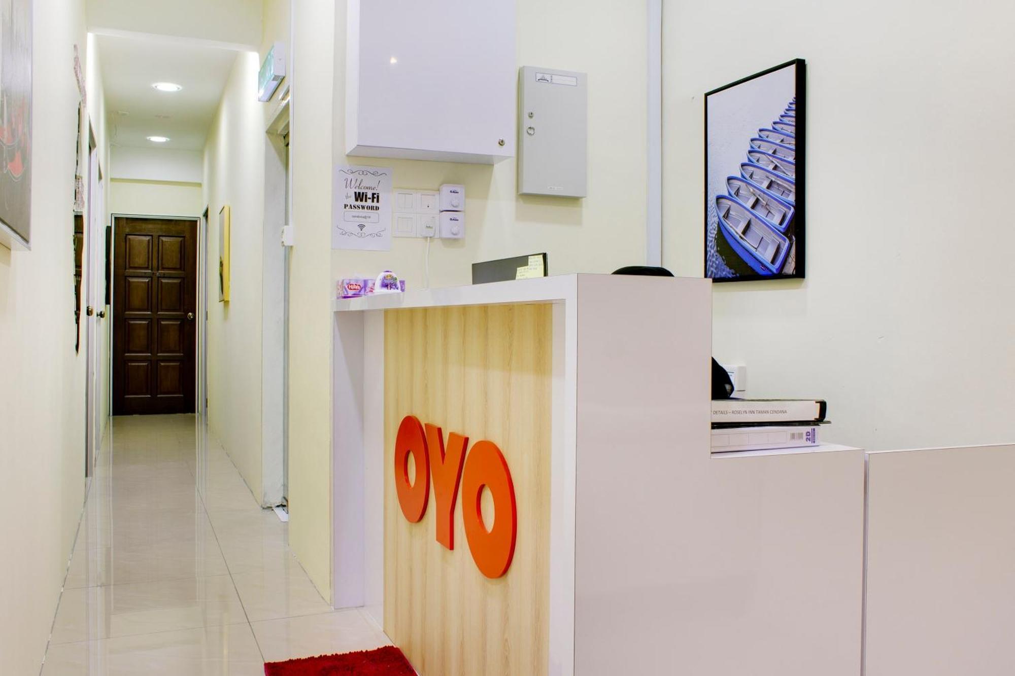 Oyo 90090 Roselyn Inn 2 Пасир Гуданг Екстериор снимка